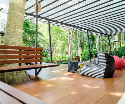 sit-pakasairesortwoodfloor-03_scg-000000-01-c7219-0c.jpg