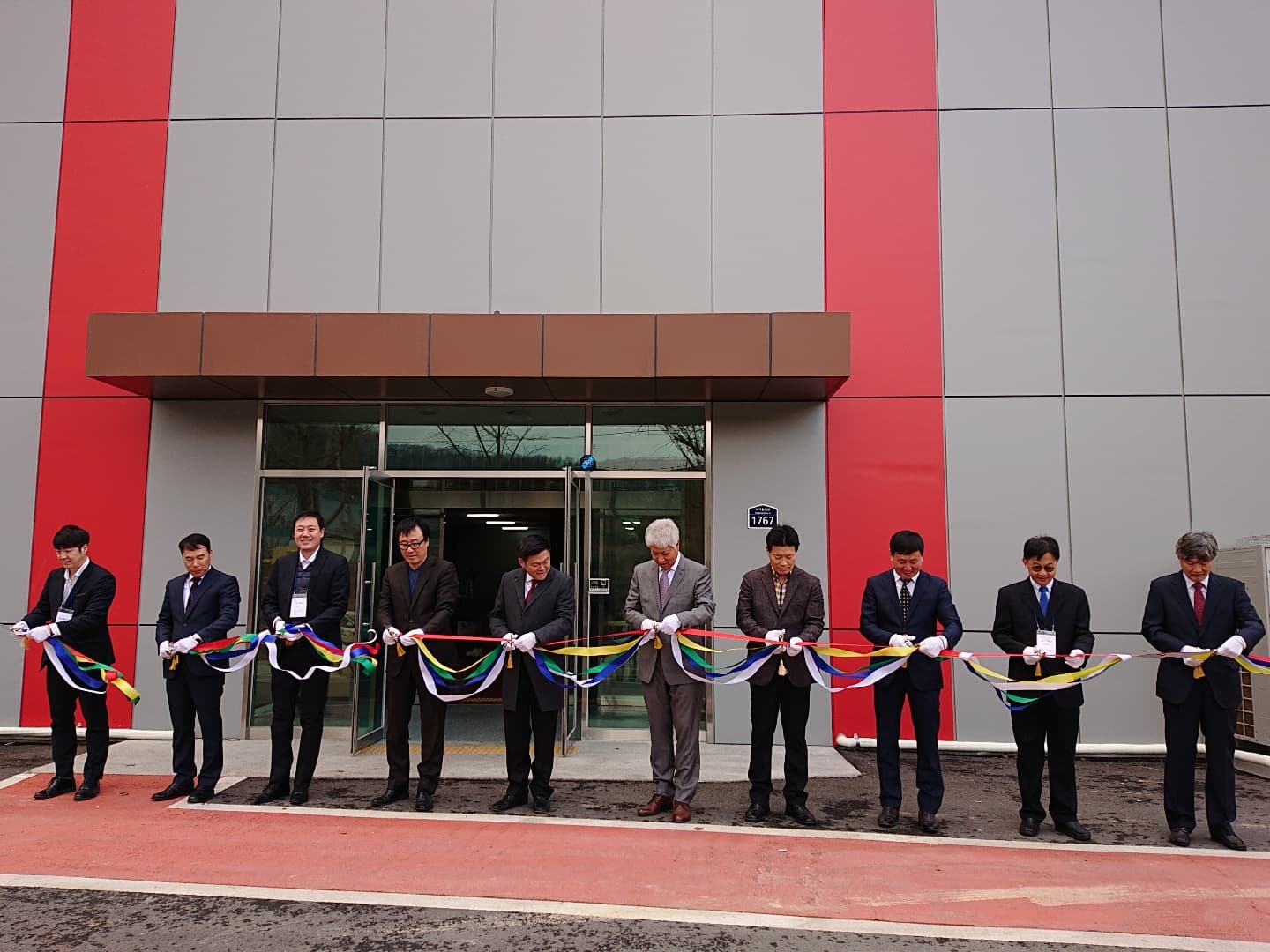 Opening SCG building materials dealer in South Korea