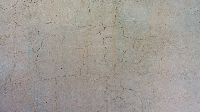 Wall Crack from chemical reaction