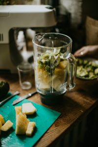 Several Tips for buying and maintaining the juice blender