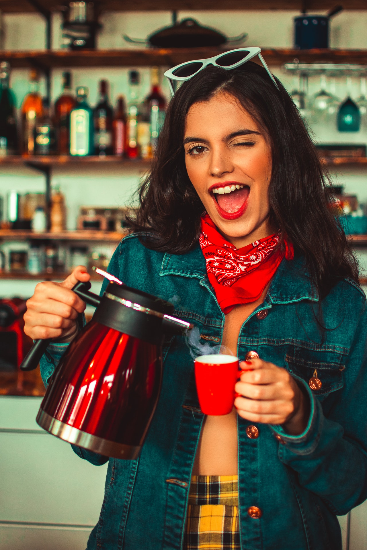 The electric kettle is a device similar to a thermos which can be used to boil water in just a few seconds.