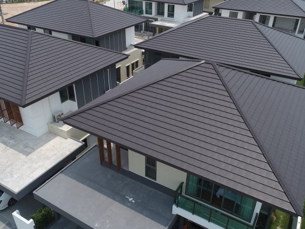 Roof for modern house SCG Prestige X Shield